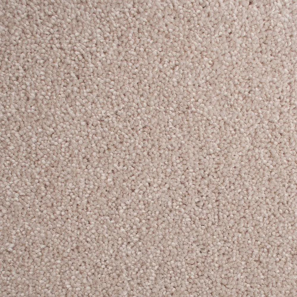 Hampstead Deluxe 50oz Carpet by Cormar